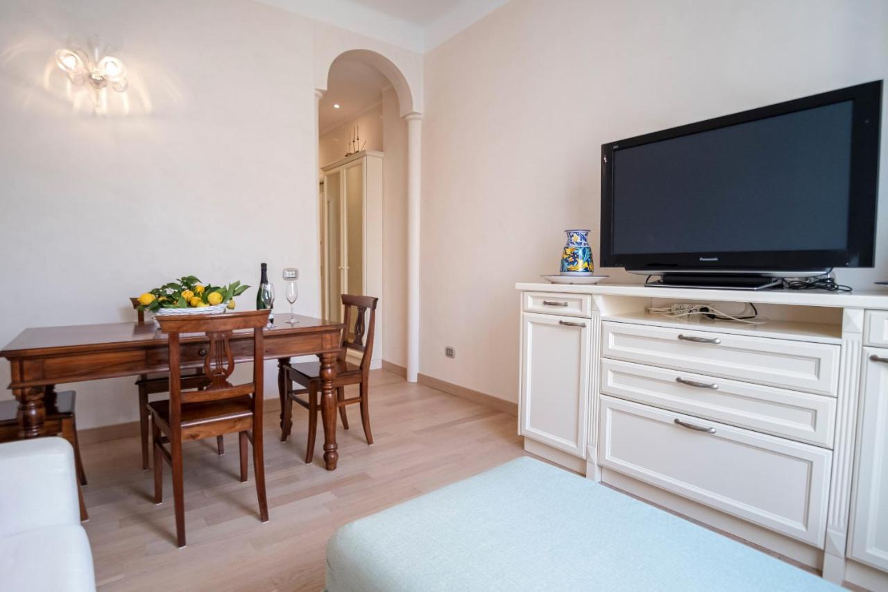 Noliday Suite Riviera Luxury Sea Flat 外观 照片