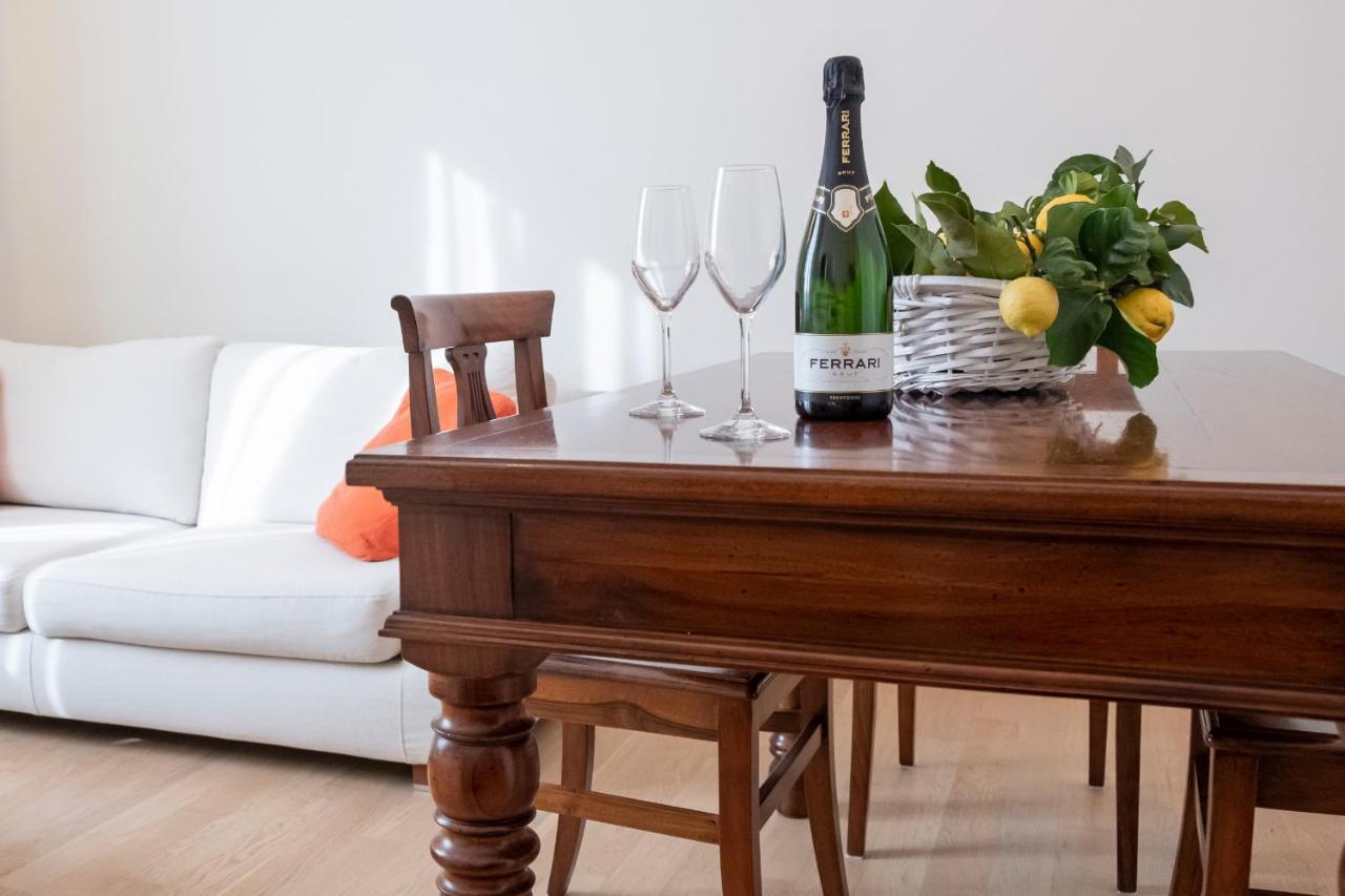 Noliday Suite Riviera Luxury Sea Flat 外观 照片